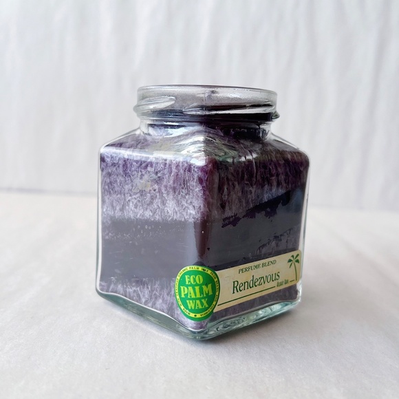 Aloha Bay Rendezvous Candle - Picture 3 of 8